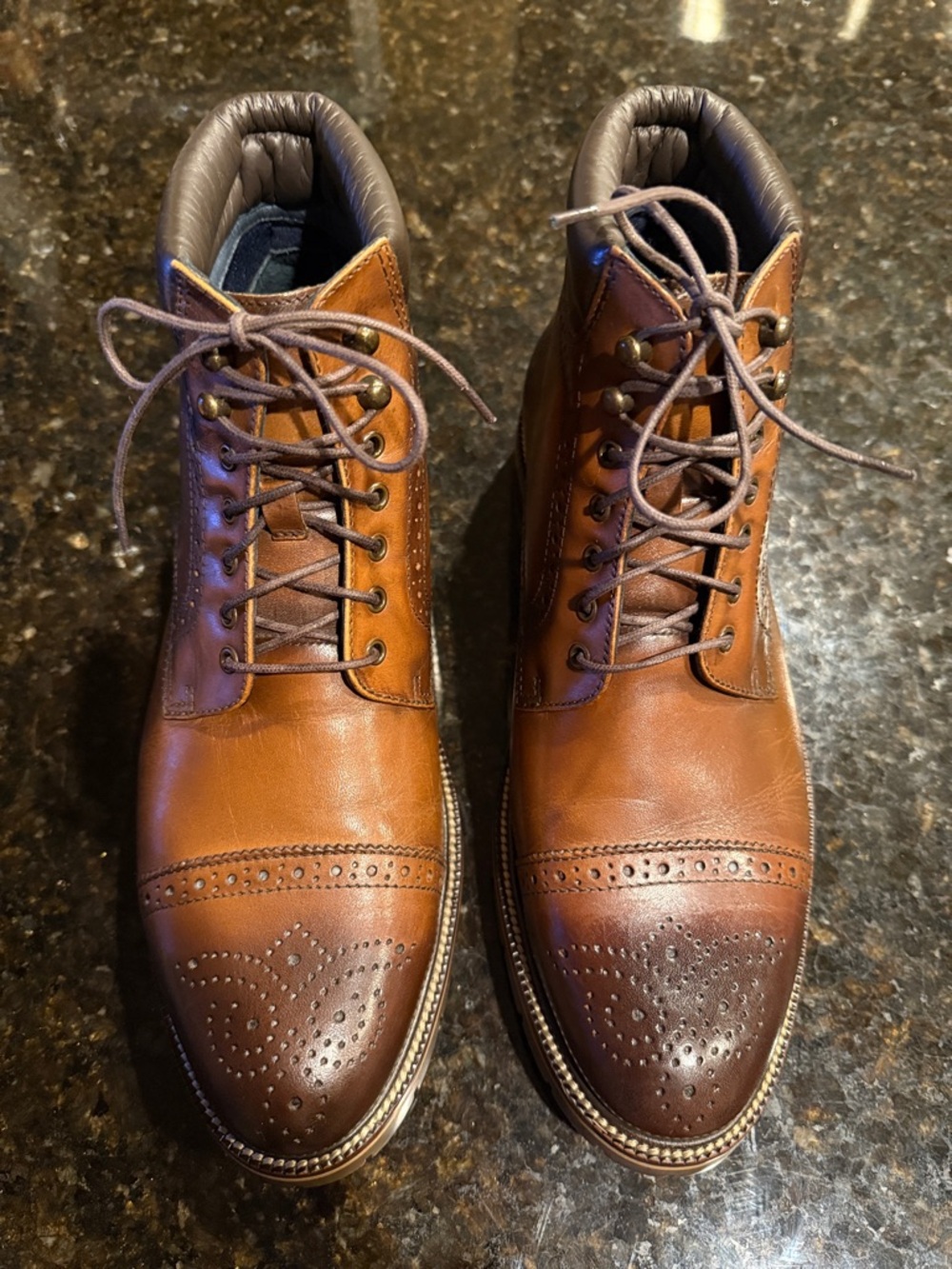 FREE SHIPPING Johnston & Murphy Mens Two-Tone Brown Leather Wingtip LaceUp Boots